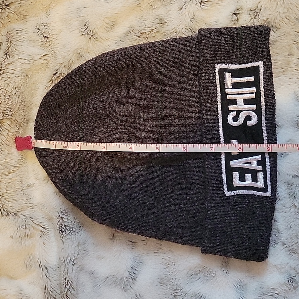 Gray Statement Toque - Picture 6 of 6
